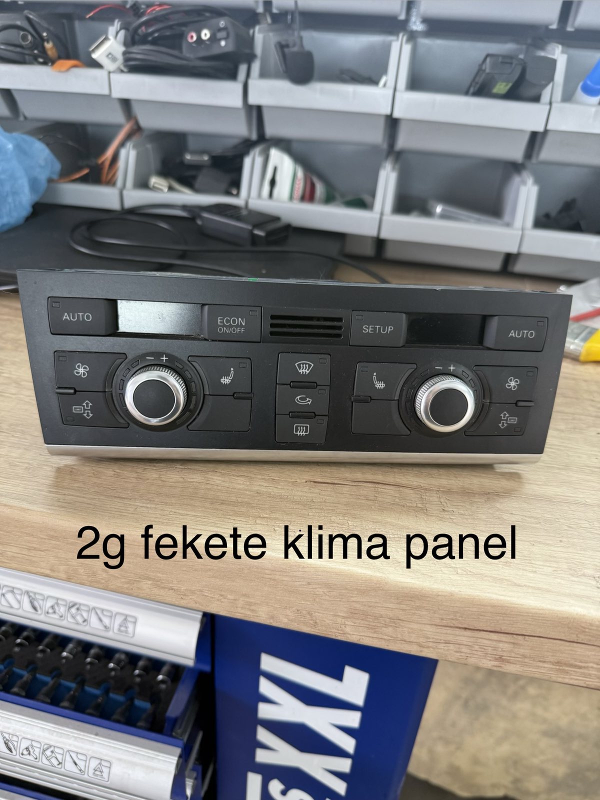 MMI 2G fekete ülésfűtéses klímapanel